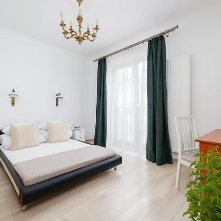 דירה 3 Bedroom With Balcony - Skawinska 18 *