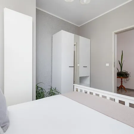 アパート 3 Bedroom With Balcony - Skawinska 18 クラクフ