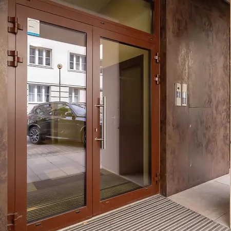 3 Bedroom With Balcony - Skawinska 18 クラクフ